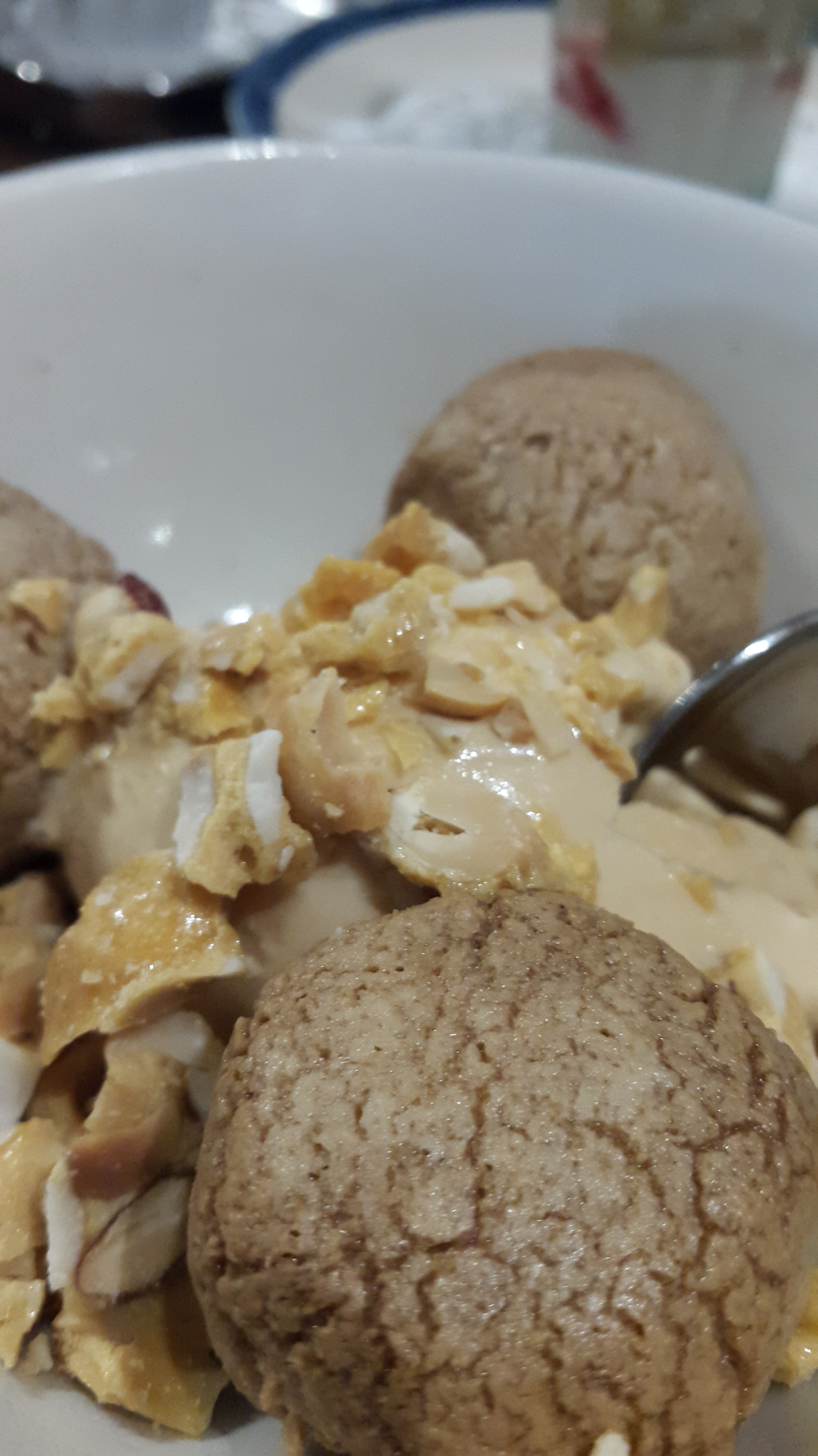 Coffee rasgollas with salted caramel ice cream 